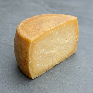 1/2 Queso de Horma Sardo Semi Estacionado sin pintar